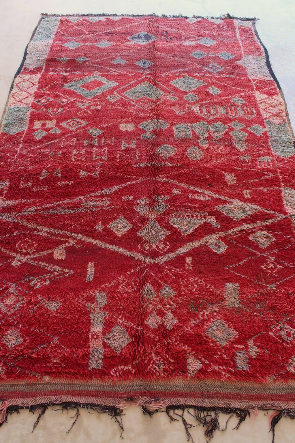 Vintage area moroccan rug - red - Zayane - 7x12feet / 213x365cm