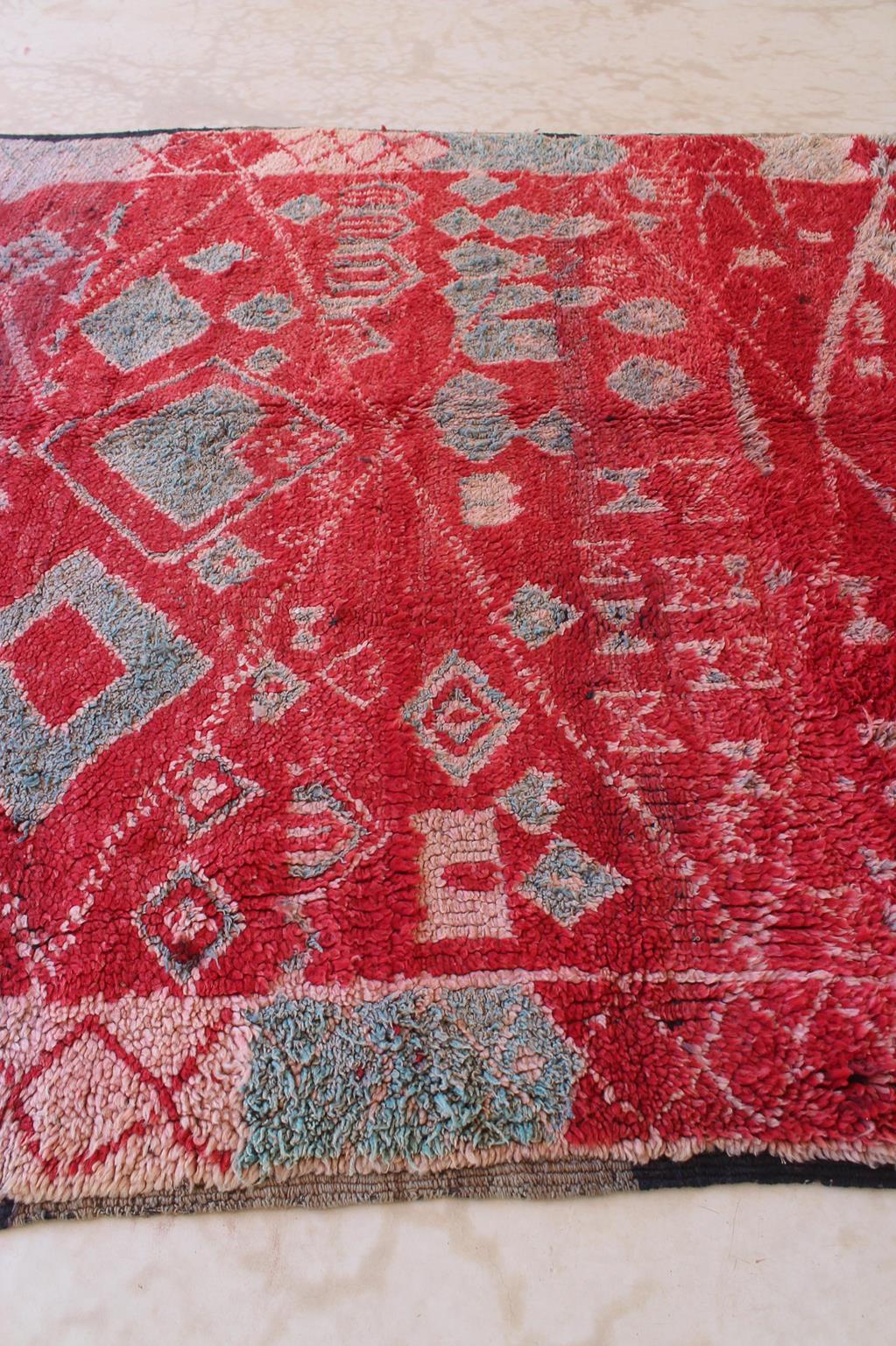 Vintage area moroccan rug - red - Zayane - 7x12feet / 213x365cm