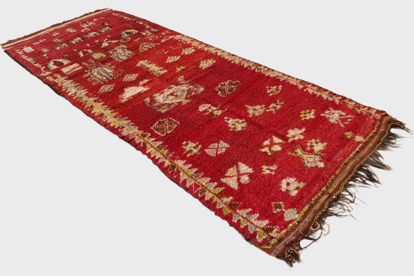 Vintage moroccan area rug - red, cream - Rehamna - 5.1x12.5feet / 156x382cm