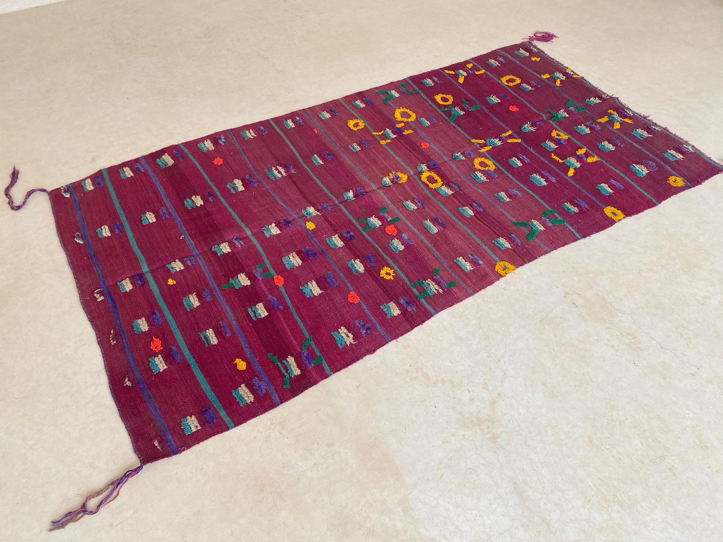 Vintage moroccan rug, textile - purple - Kilim - 4.1x8.3feet / 127x252cm