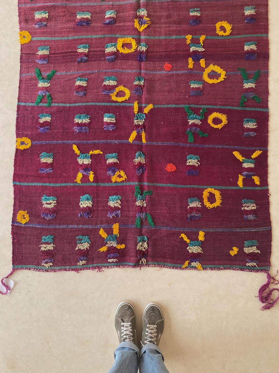 Vintage moroccan rug, textile - purple - Kilim - 4.1x8.3feet / 127x252cm