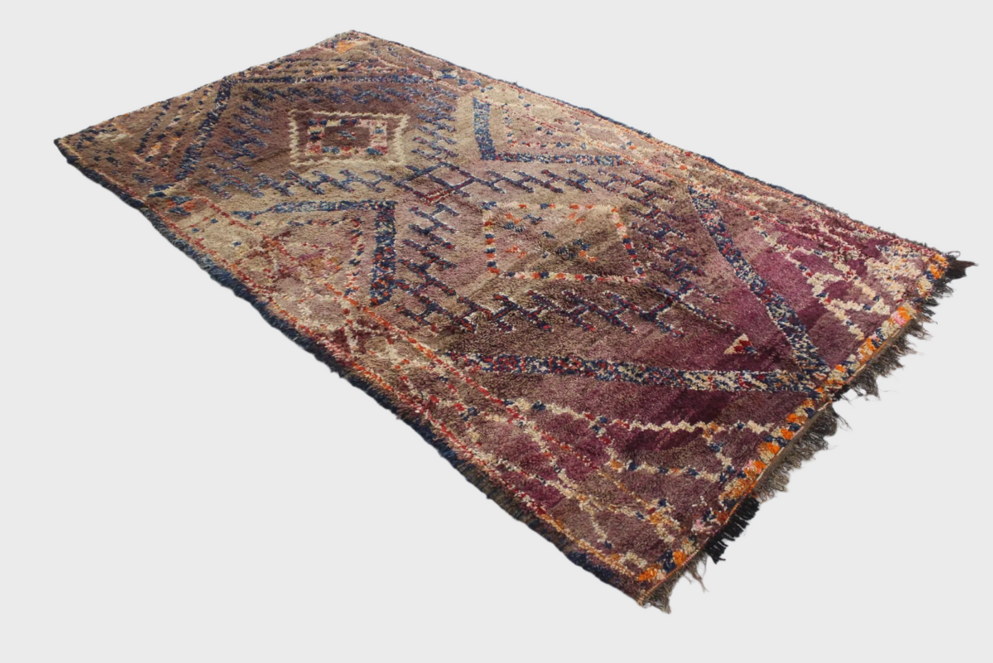 Vintage area moroccan rug - purple - Beni Mguild - 5.2x9.8feet / 160x300cm