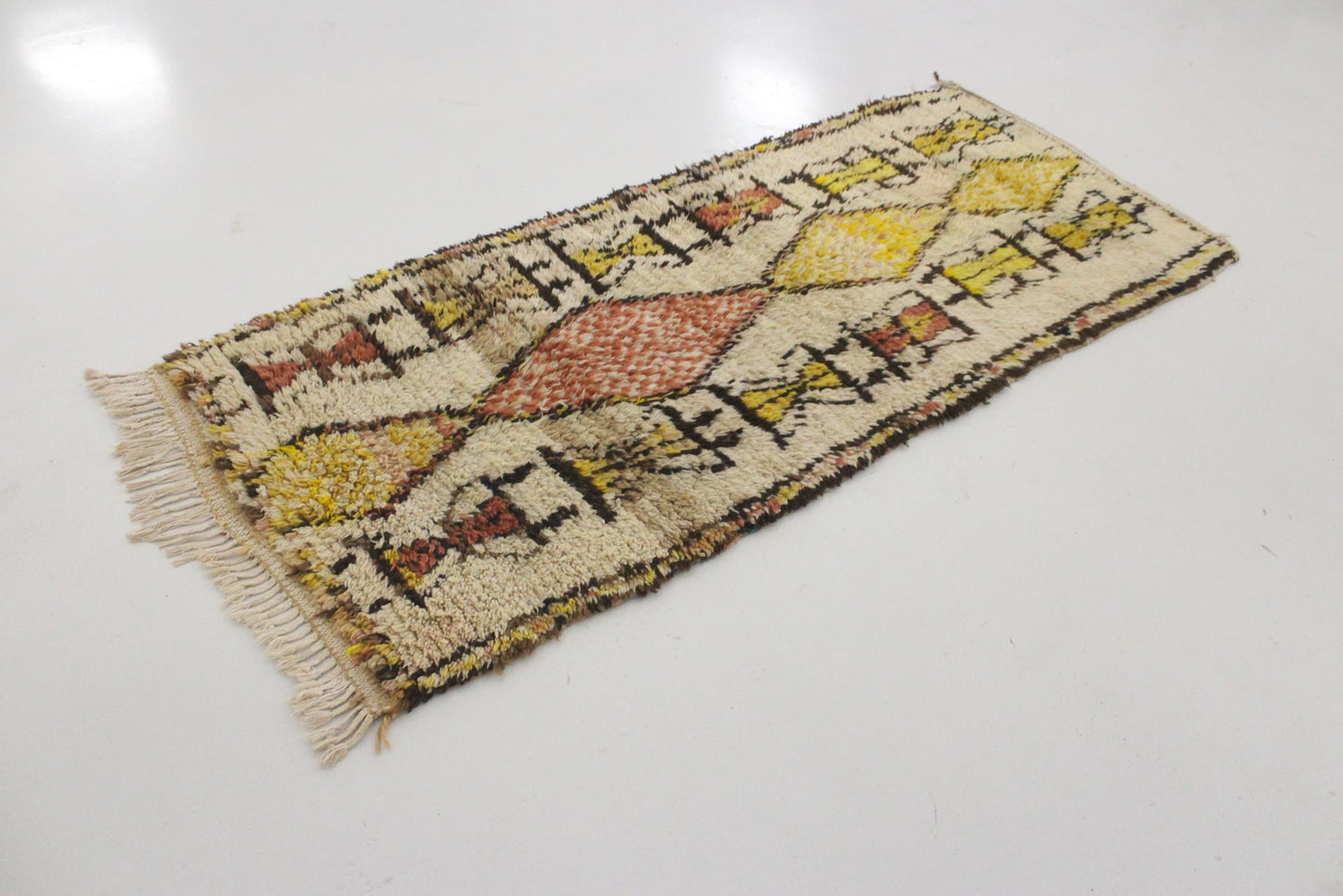 Vintage moroccan runner rug - beige, brown, yellow, terracota - Azilal - 2.7x6.8feet / 84x207cm