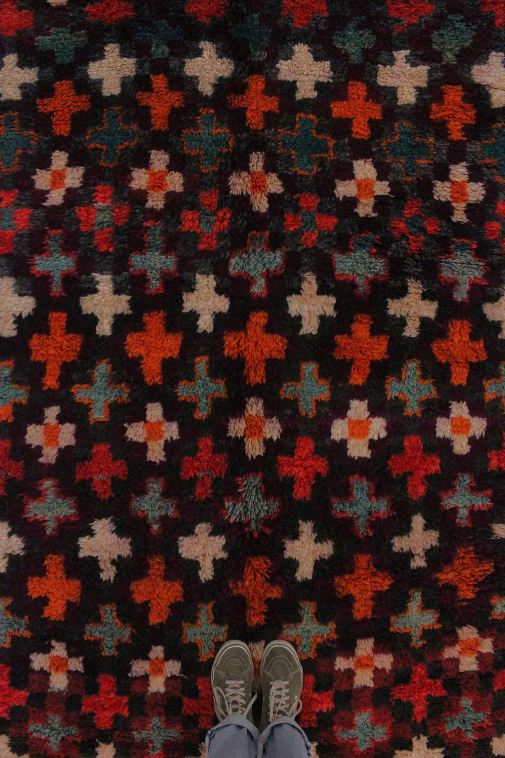 Vintage area moroccan rug - red, orange, green - Beni Mguild - 6.2x14.9feet / 190x455cm