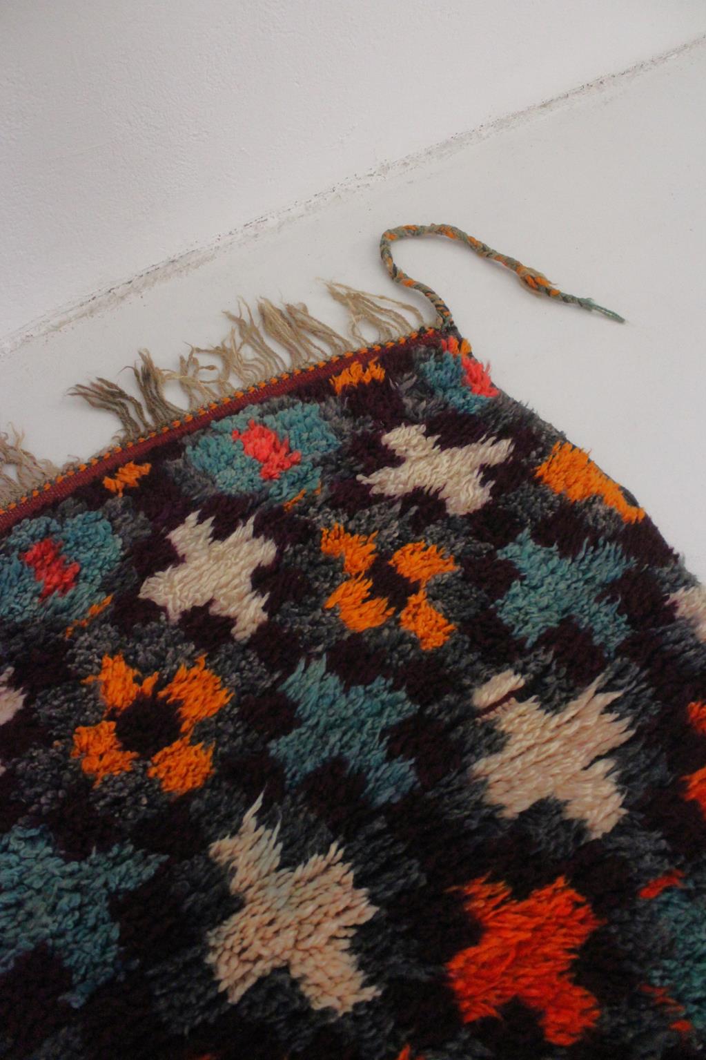 Vintage area moroccan rug - red, orange, green - Beni Mguild - 6.2x14.9feet / 190x455cm