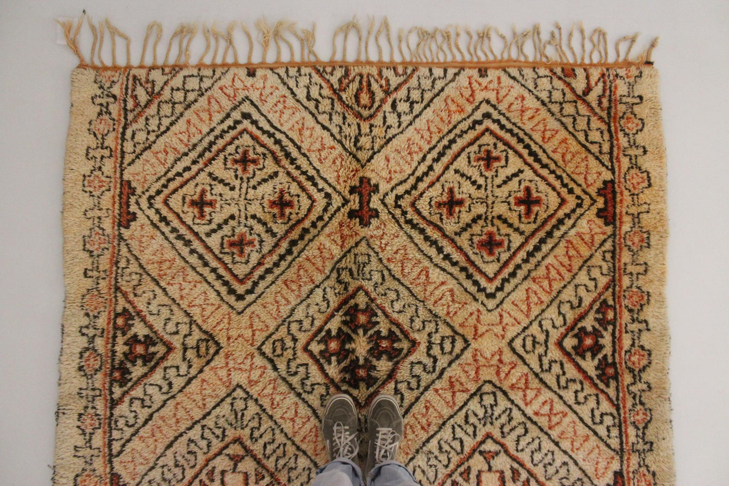Vintage area moroccan rug - cream, orange - Beni Ourain - 6.3x14.1feet / 192x430cm