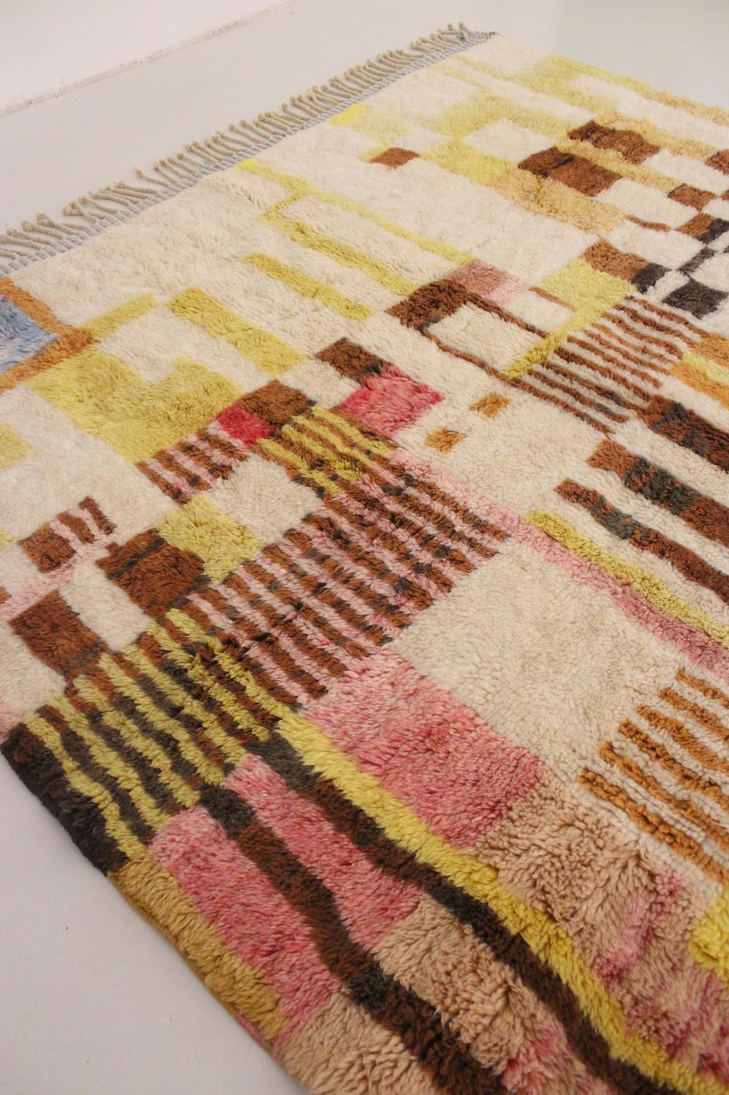 Contemporary area moroccan rug - Pink, brown, cream, orange - Mrirt - 7.1x10.5feet / 217x320cm