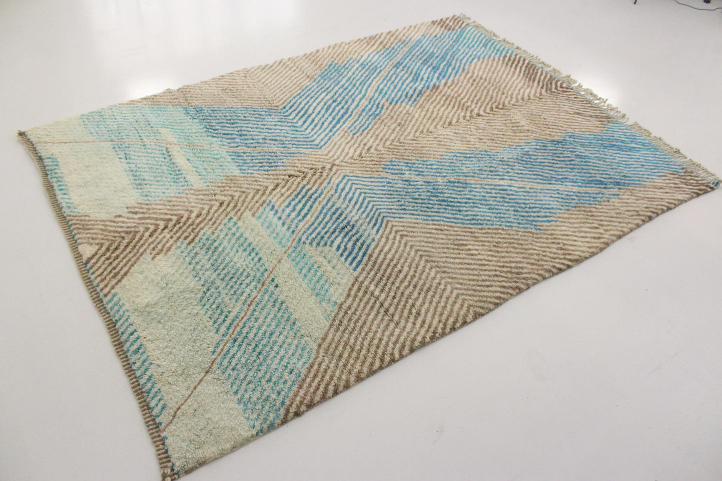 Contemporary area moroccan rug - beige, blue - Mrirt - 7.2x10.1feet / 220x308cm