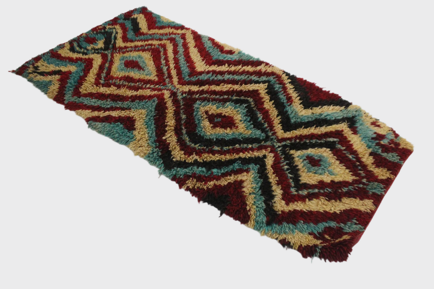 Vintage plush moroccan rug - red, yellow, turquoise - 4.2x8.7feet / 130x265cm