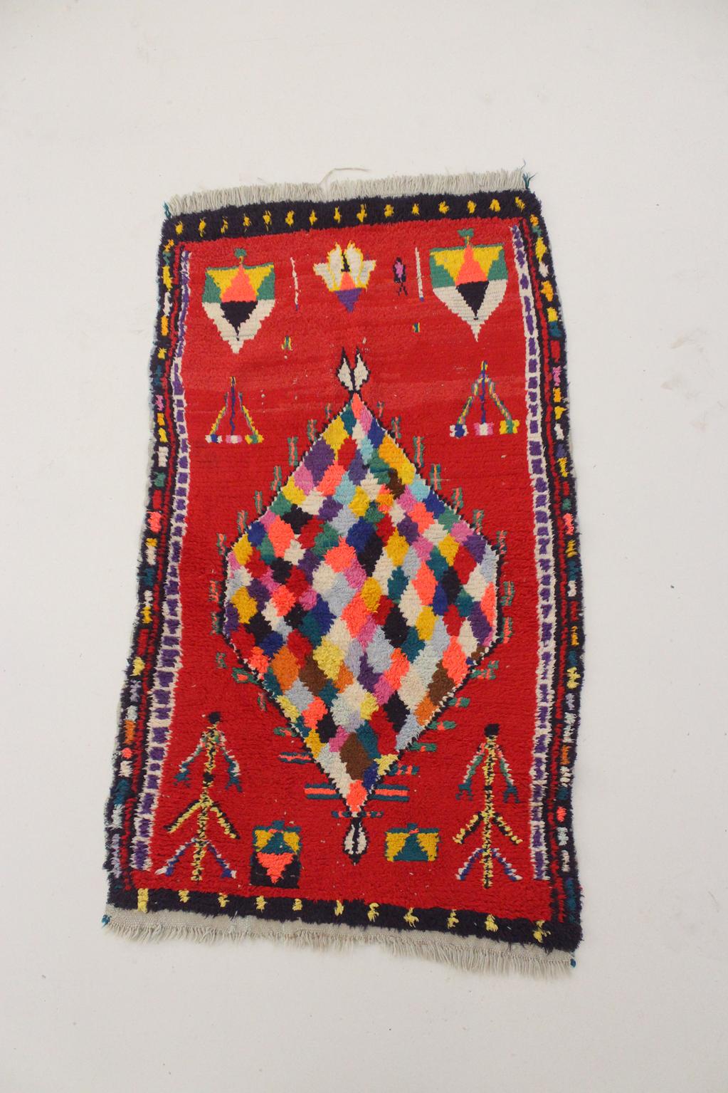 Vintage small moroccan rug - red - Boucherouite - 2.3x4.1feet / 70x125cm