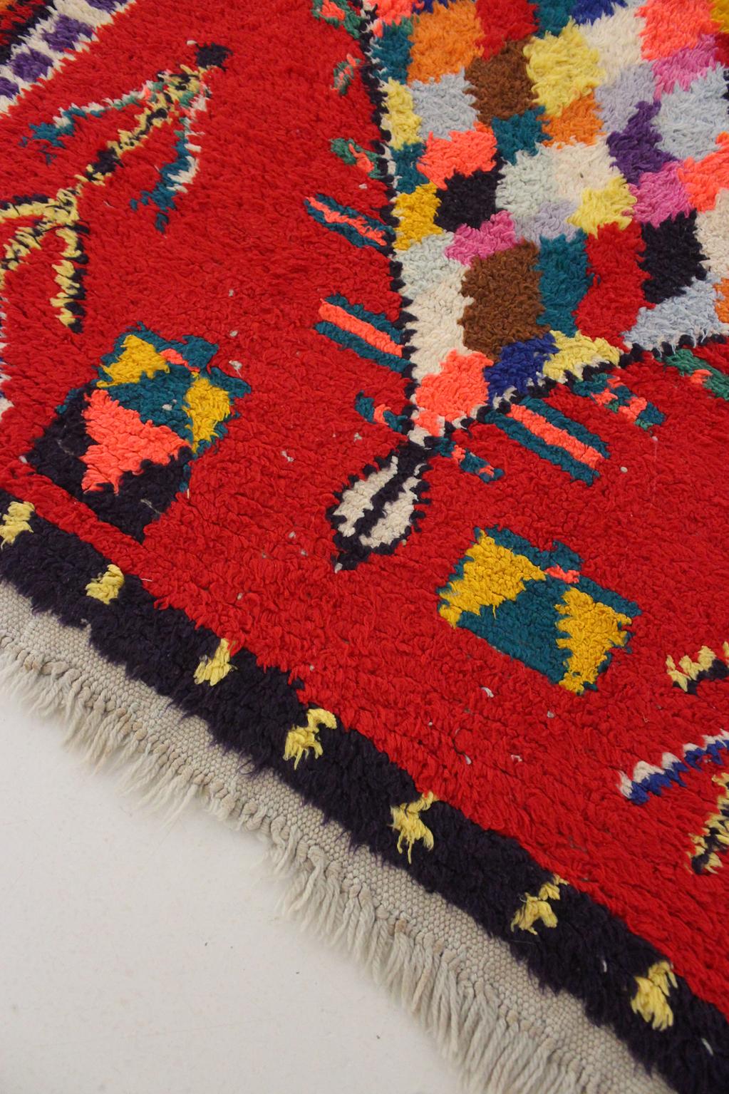 Vintage small moroccan rug - red - Boucherouite - 2.3x4.1feet / 70x125cm