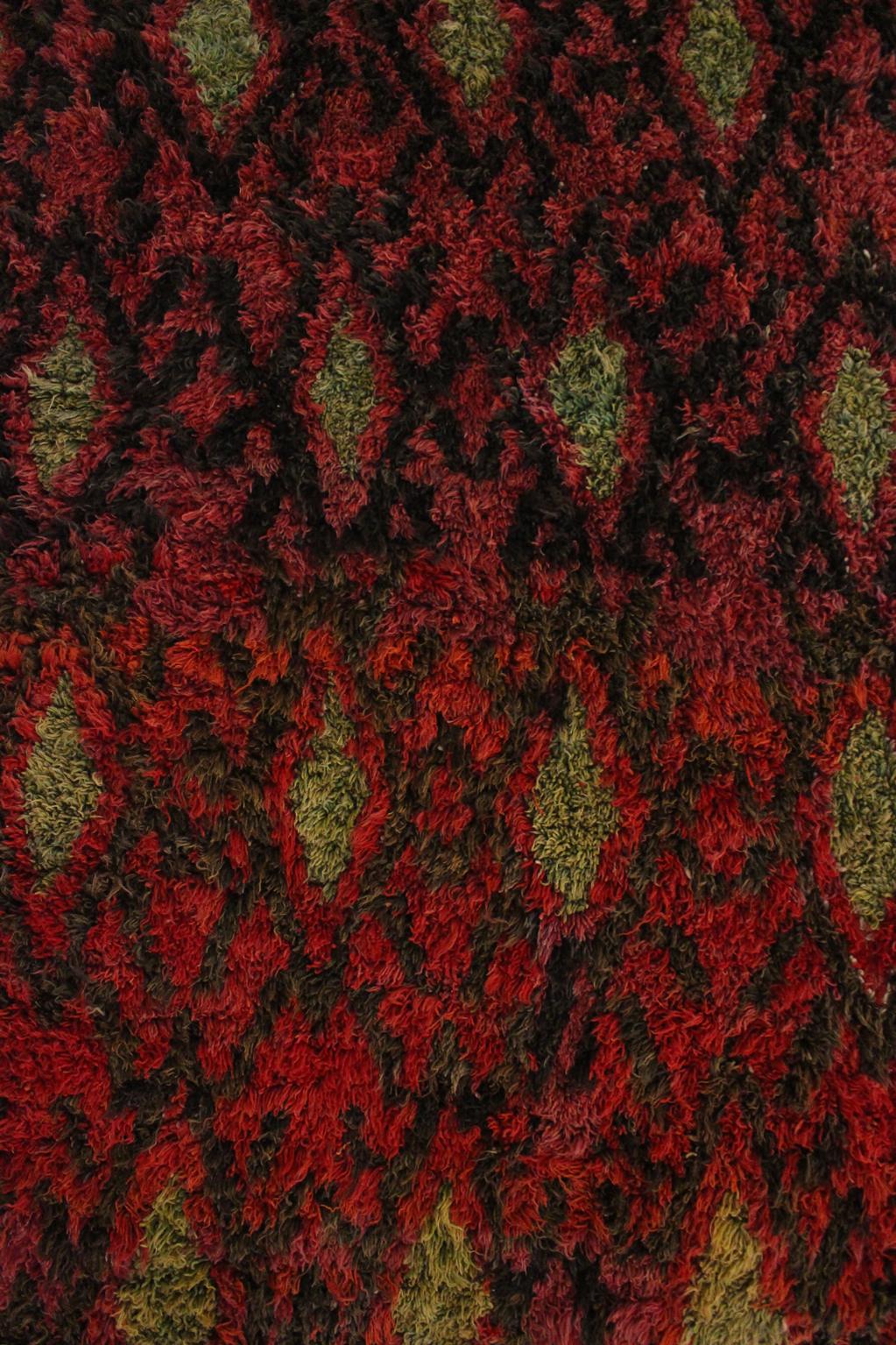 Vintage area moroccan rug - red, pistachio green - Talsint - 7.4x10.2feet / 225x310cm