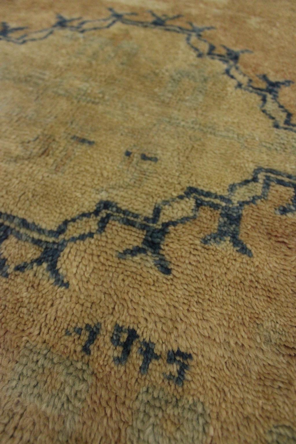 Vintage traditional moroccan rug - sand, blue - Taznakht - 4.6x7.8feet / 140x240cm