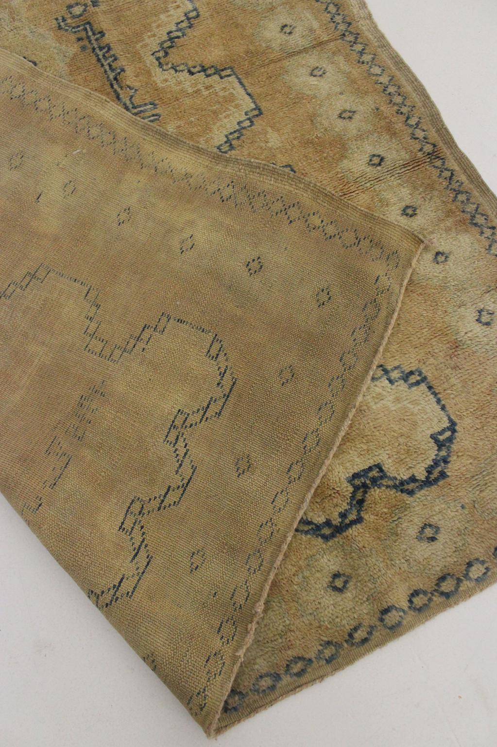 Vintage traditional moroccan rug - sand, blue - Taznakht - 4.6x7.8feet / 140x240cm