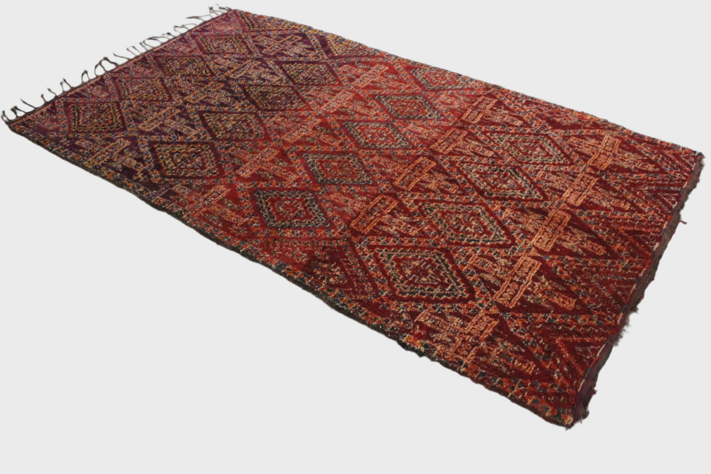 Vintage area moroccan rug - red, purple - Beni Mguild - 7.9x13.7feet / 243x420cm