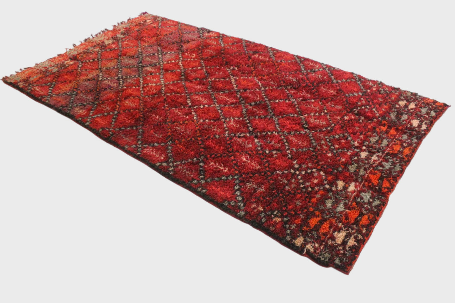 Vintage area moroccan rug - red - Beni Mguild - 6.5x11.6feet / 198x355cm