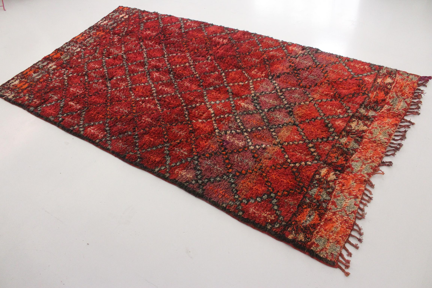 Vintage area moroccan rug - red - Beni Mguild - 6.5x11.6feet / 198x355cm