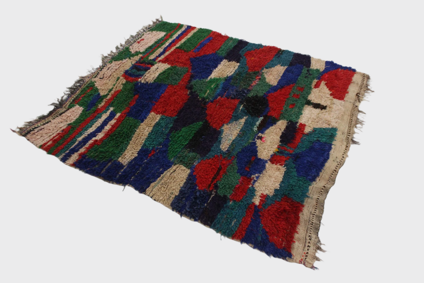 Vintage small moroccan rug - red, blue, green - Ourika - 4x4.4feet / 124x134cm