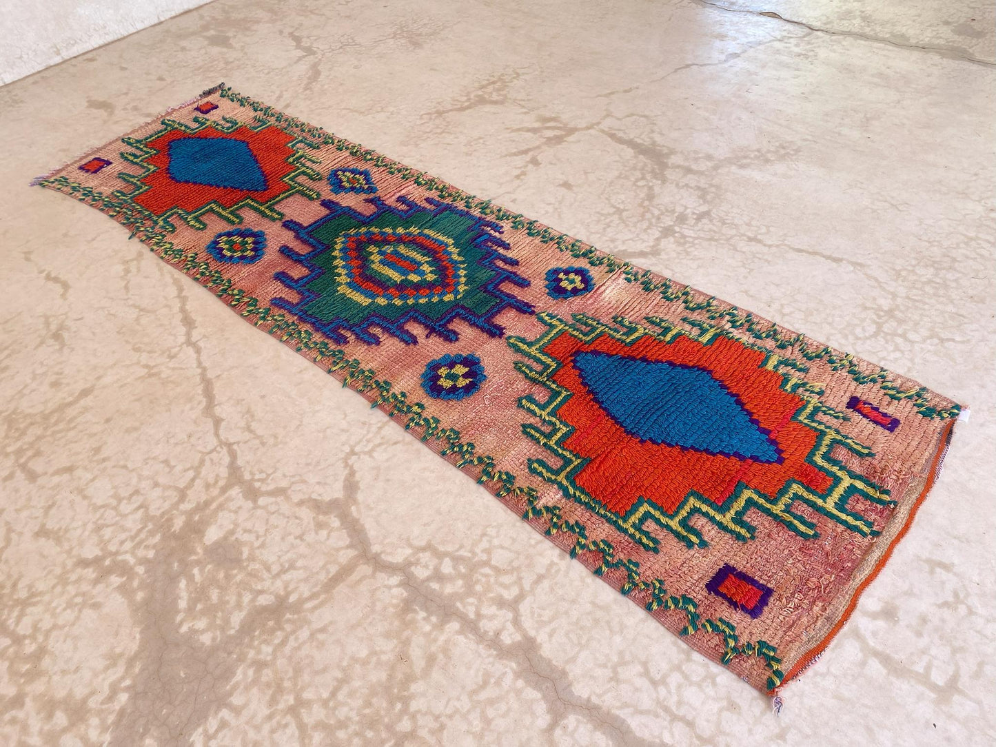 Boujad 2.8x10.2feet / 87x311cm