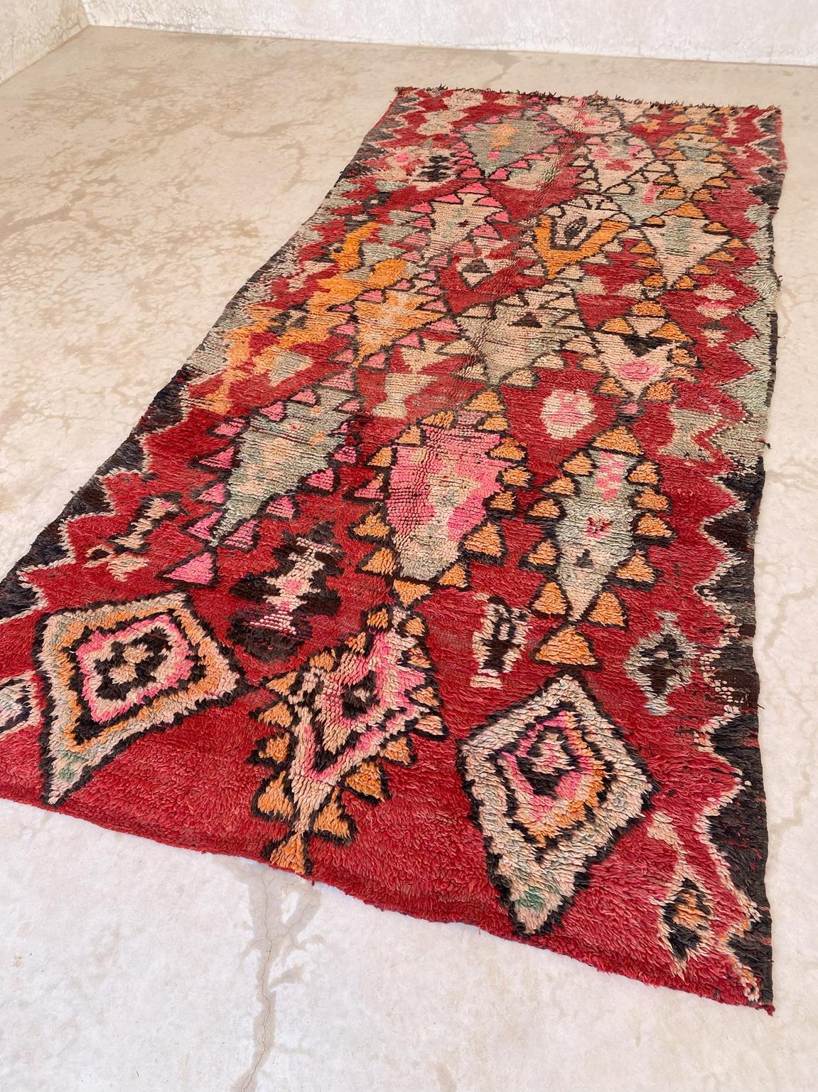 Vintage area moroccan rug - red - Rehamna - 5.9x12.2feet / 180x373cm