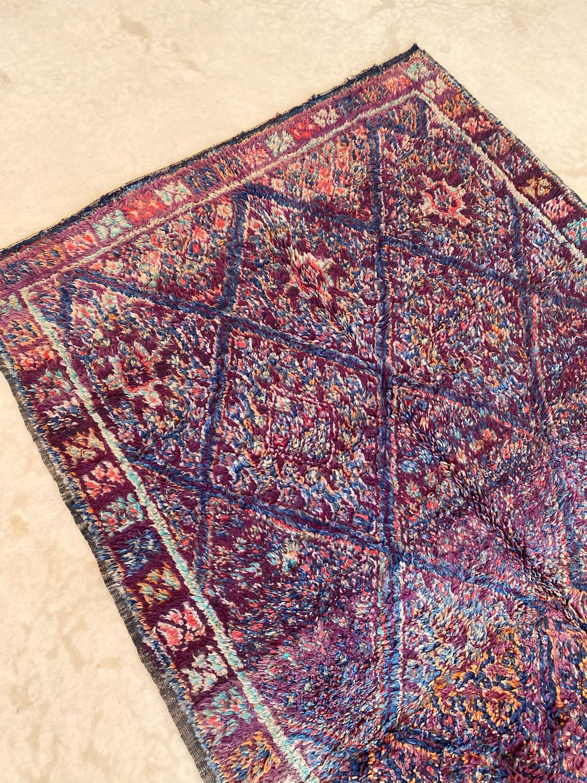 Vintage area moroccan rug - purple - Beni Mguild - 5.8x10.4feet / 176x317cm