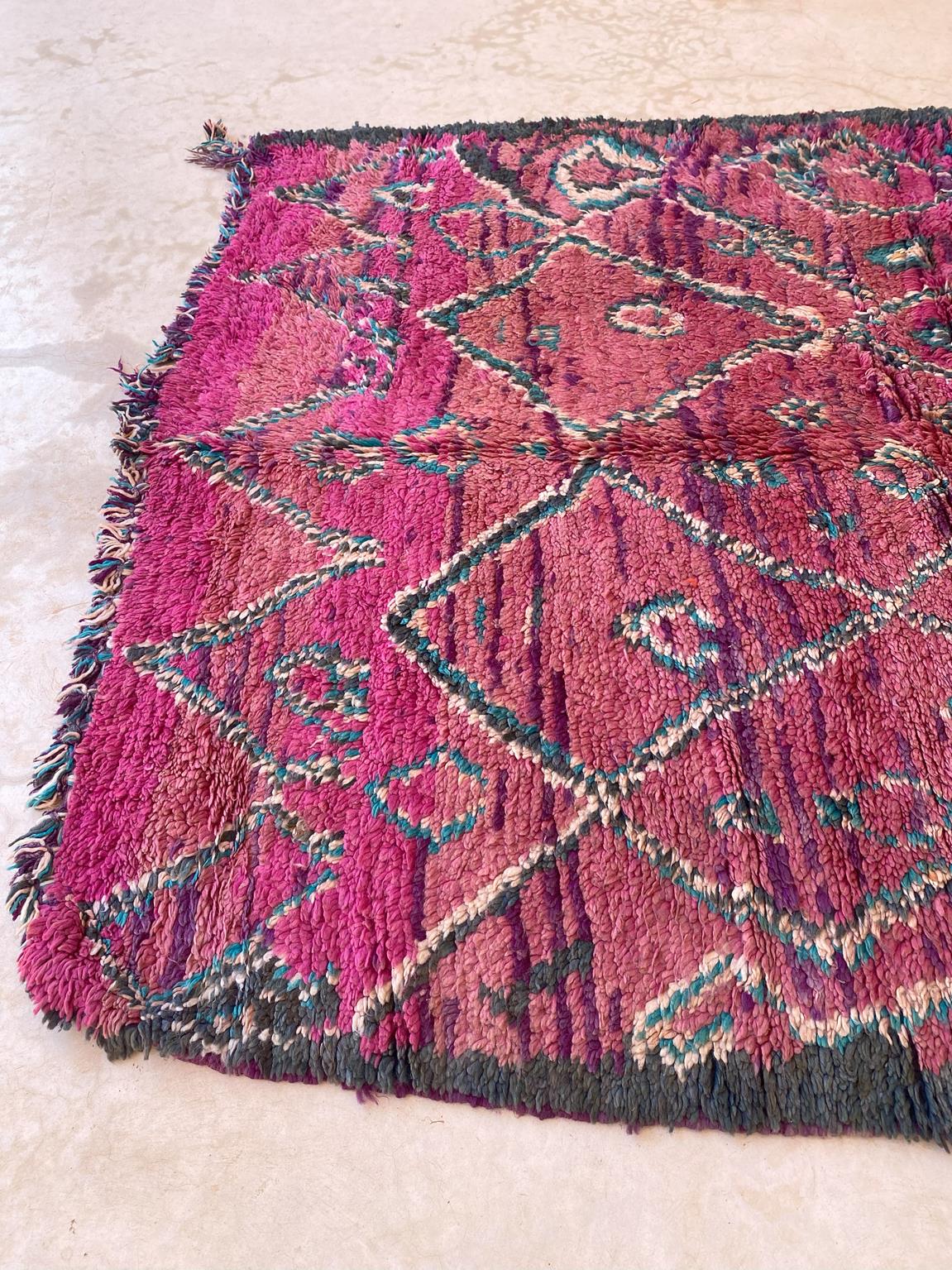 Vintage moroccan rug - purple - Talsint - 5.4-5.9x13.1feet / 165-180x400cm