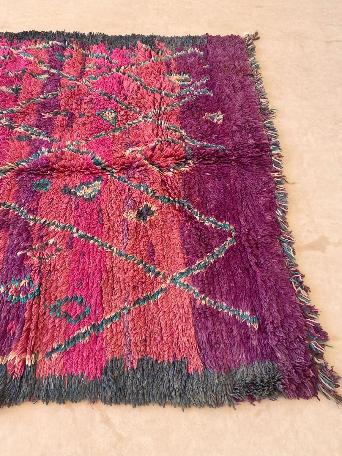 Vintage moroccan rug - purple - Talsint - 5.4-5.9x13.1feet / 165-180x400cm