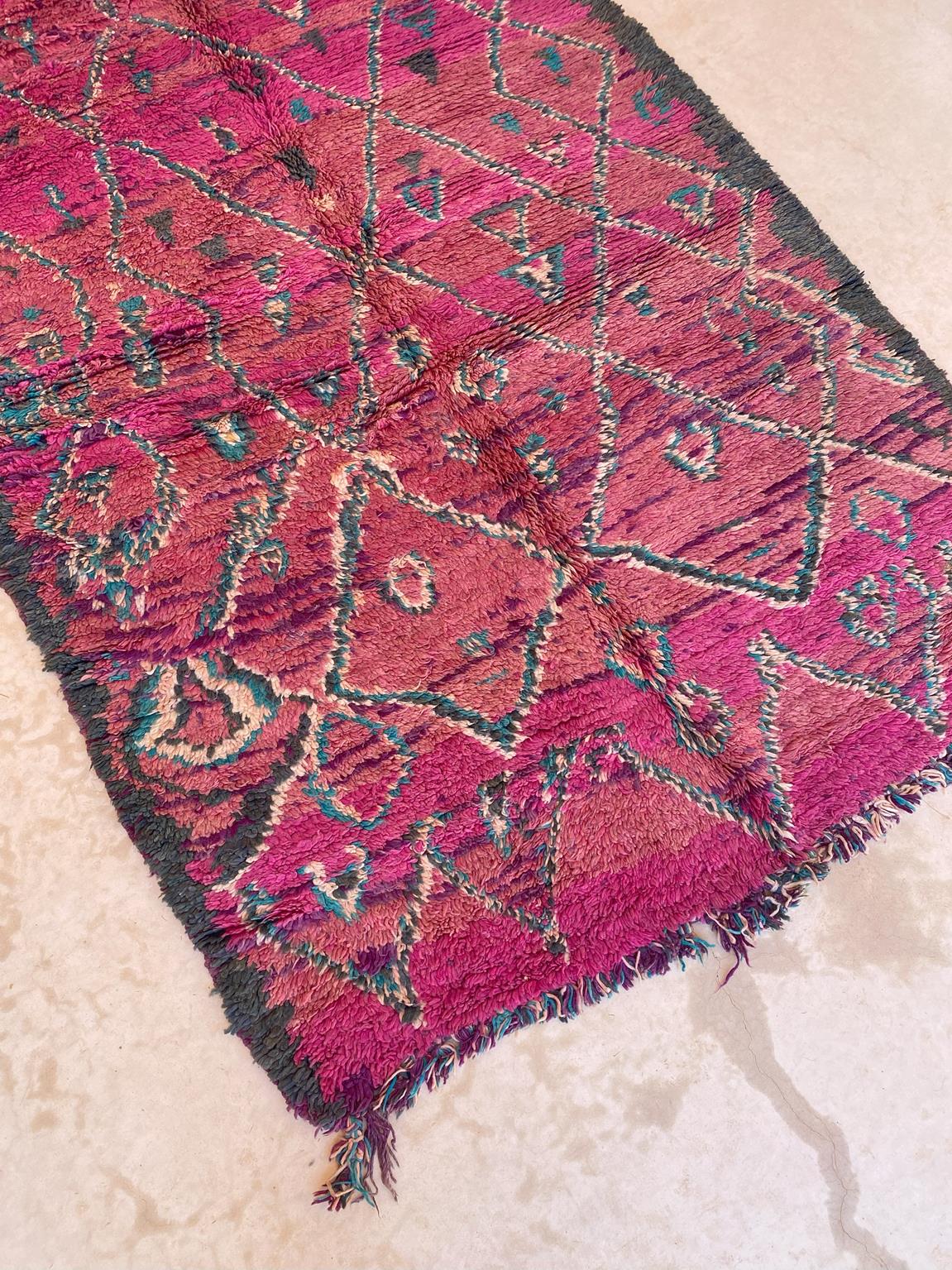 Vintage moroccan rug - purple - Talsint - 5.4-5.9x13.1feet / 165-180x400cm