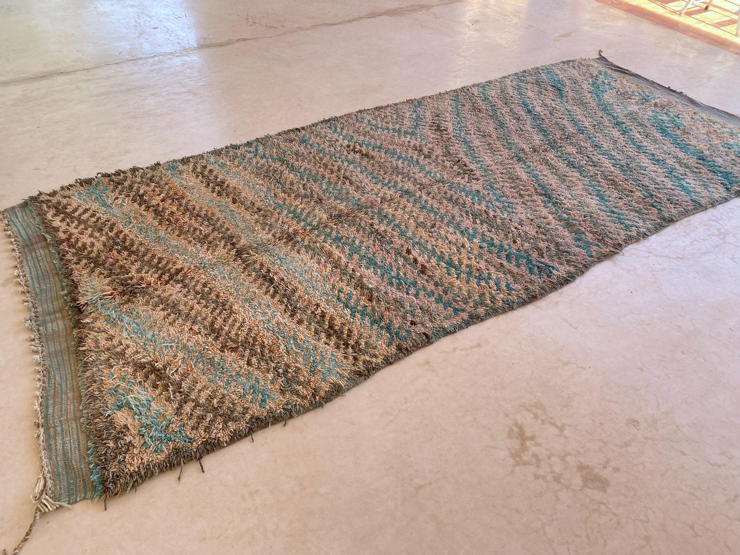 Vintage area moroccan rug - peach, turquoise - Talsint - 6.3x14.3feet / 193x436cm