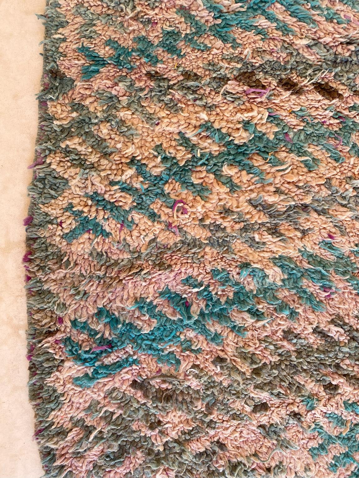 Vintage area moroccan rug - peach, turquoise - Talsint - 6.3x14.3feet / 193x436cm