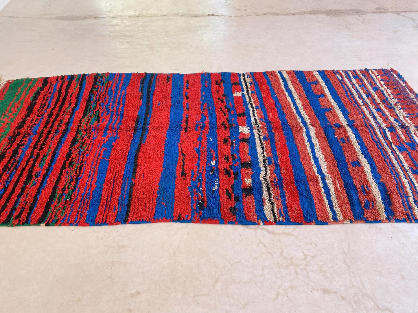 Vintage moroccan rug - red, blue, green - Boujad - 5.5x12feet / 170x365cm