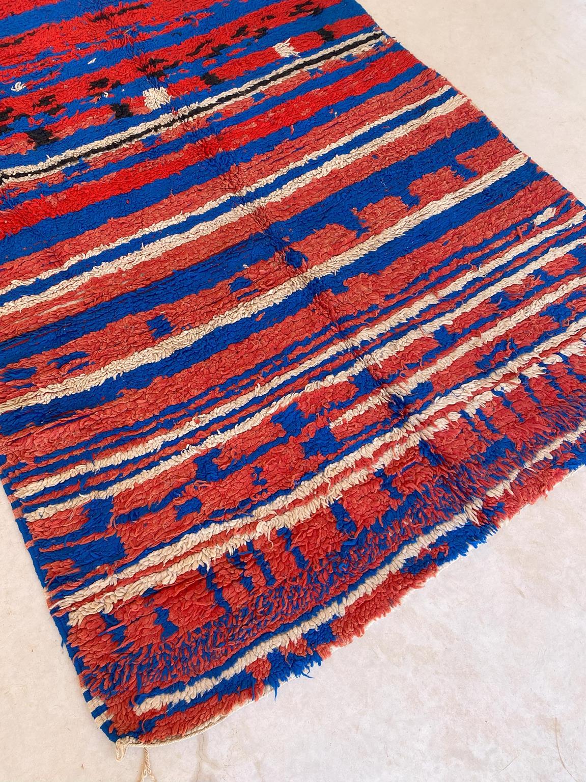 Vintage moroccan rug - red, blue, green - Boujad - 5.5x12feet / 170x365cm
