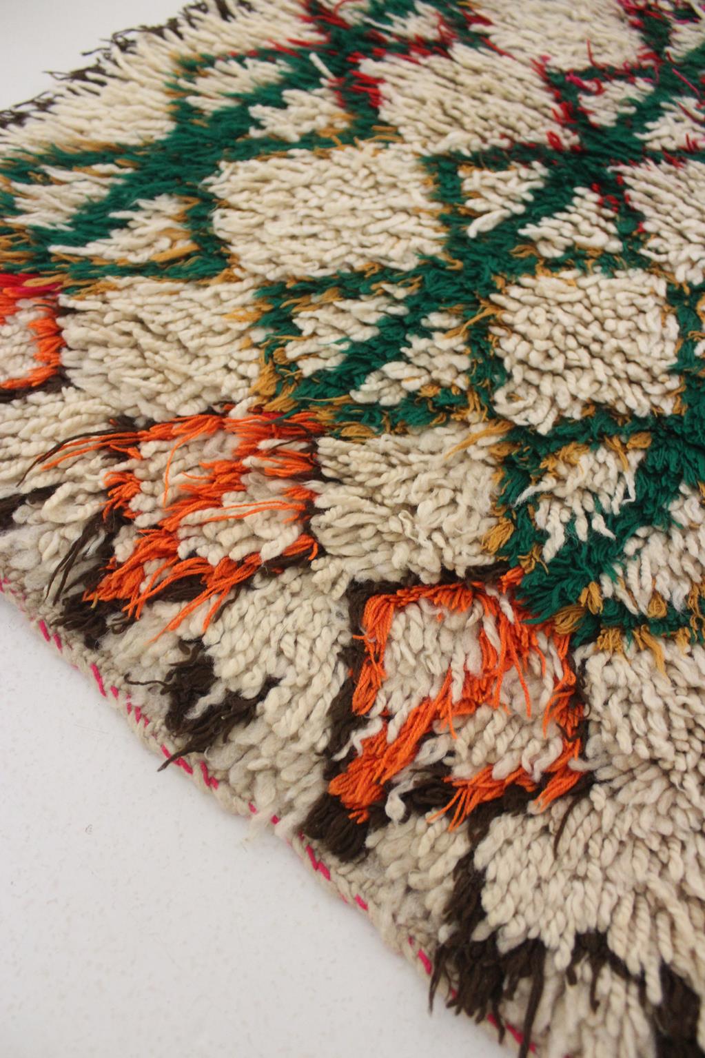 Vintage small moroccan runner rug - Talsint - 2.2x5.6feet / 67x173cm