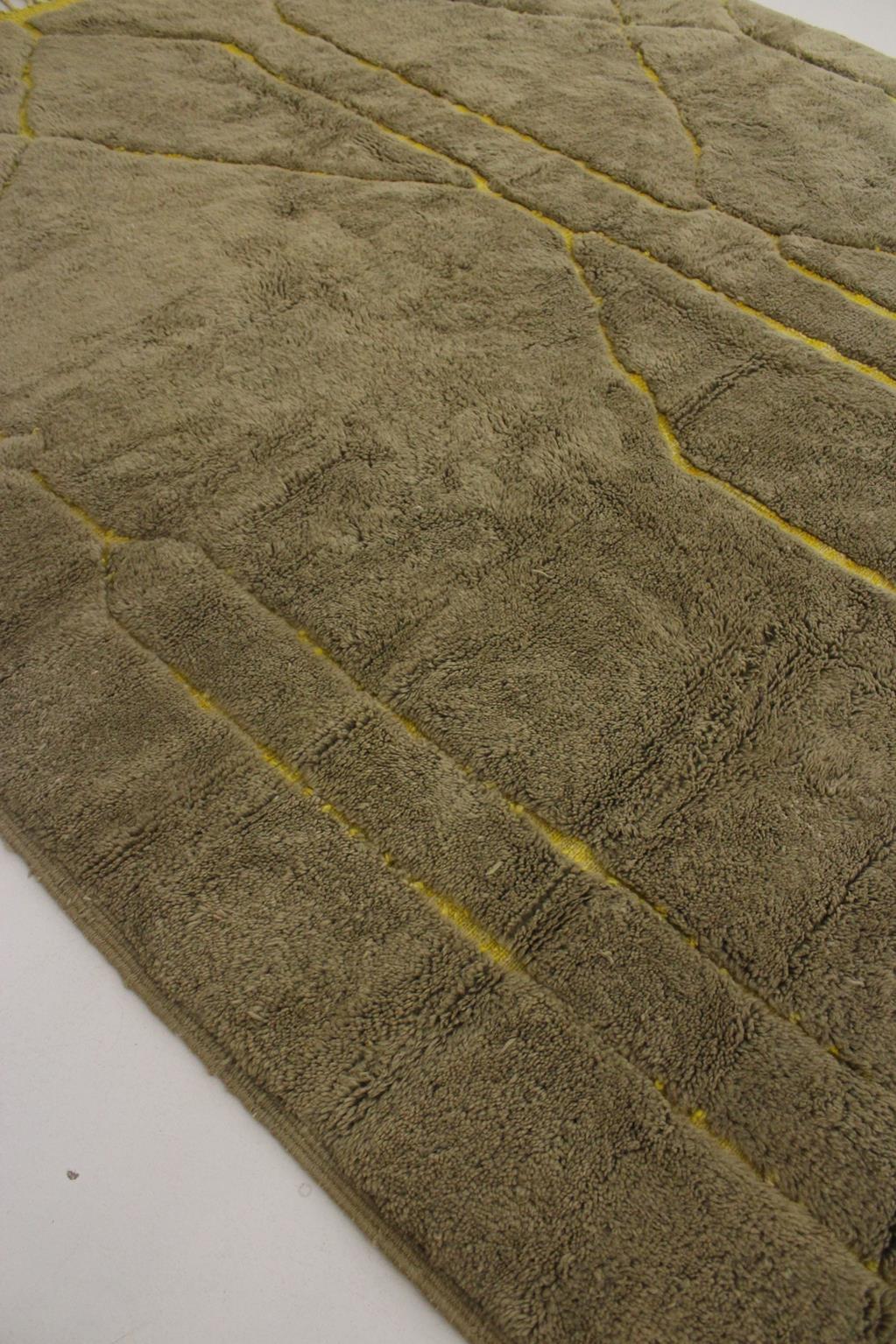 Contemporary area moroccan rug - khaki, yellow - Mrirt - 7.9x10feet / 240x306cm
