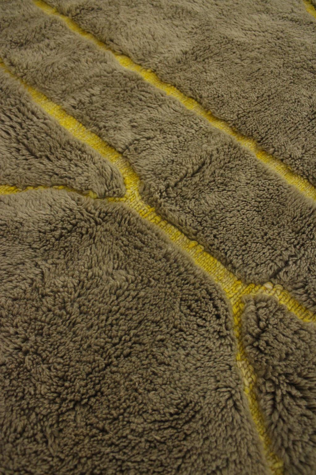 Contemporary area moroccan rug - khaki, yellow - Mrirt - 7.9x10feet / 240x306cm