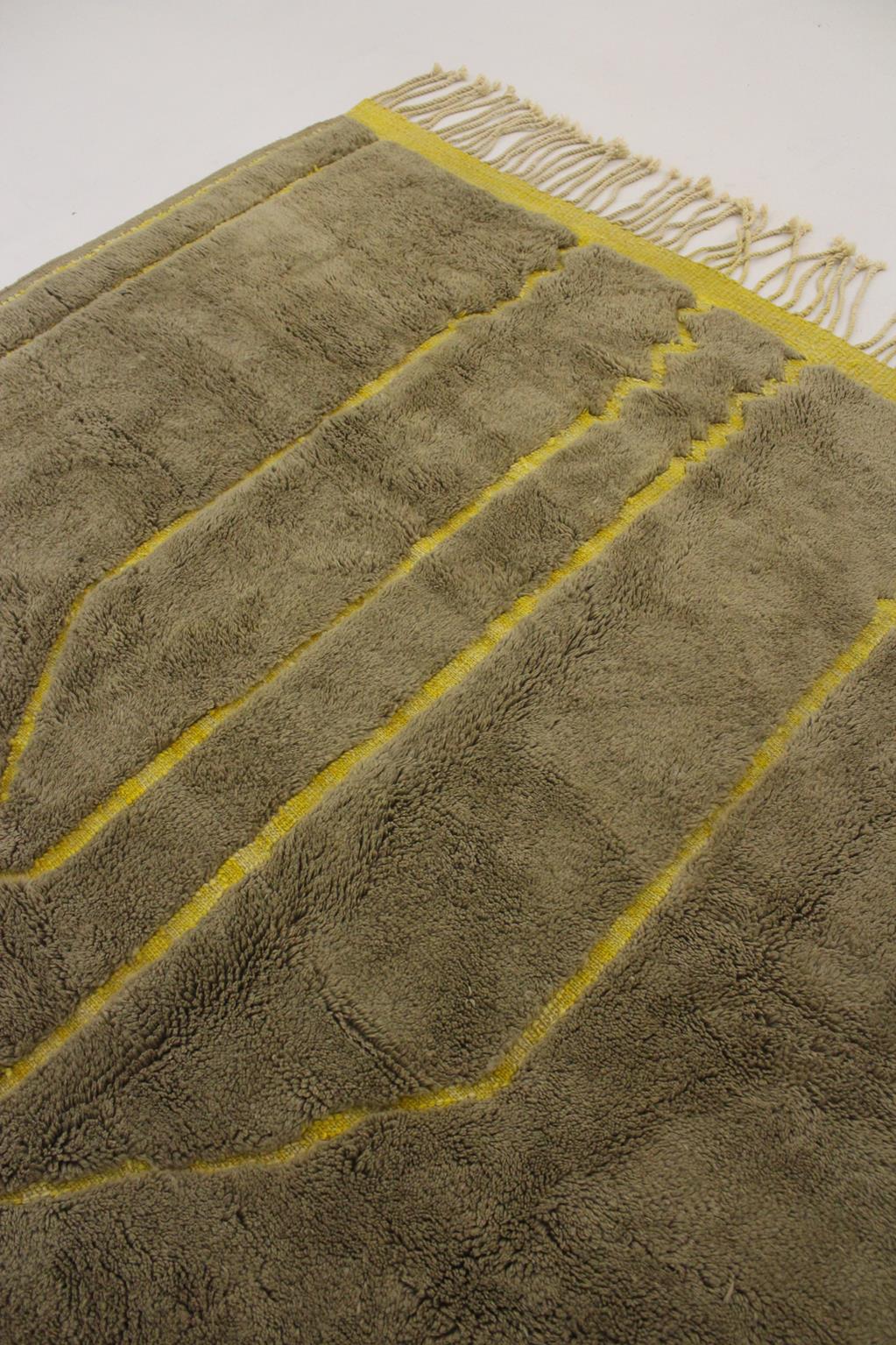 Contemporary area moroccan rug - khaki, yellow - Mrirt - 7.9x10feet / 240x306cm