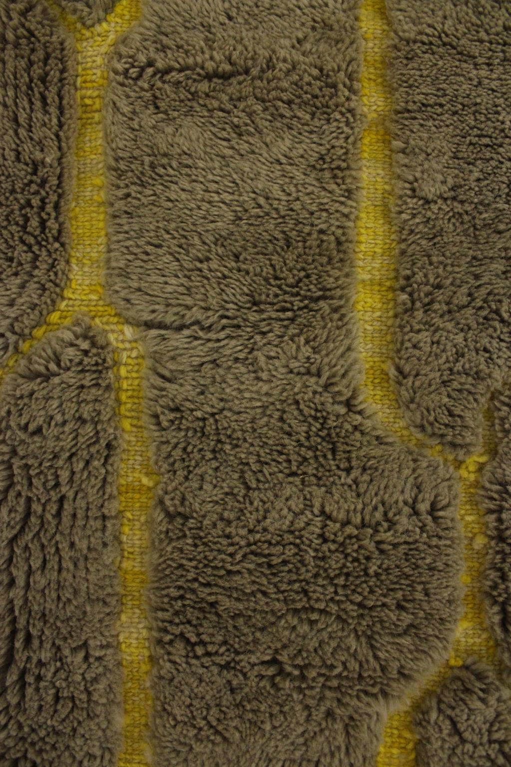 Contemporary area moroccan rug - khaki, yellow - Mrirt - 7.9x10feet / 240x306cm