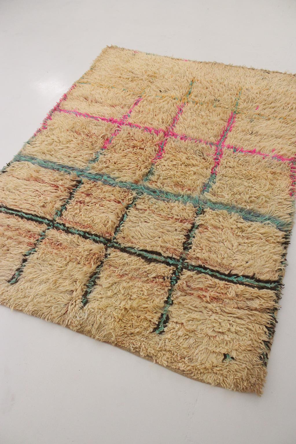 Vintage area moroccan rug - peach - Boujad - 5.9x7.8feet / 180x240cm