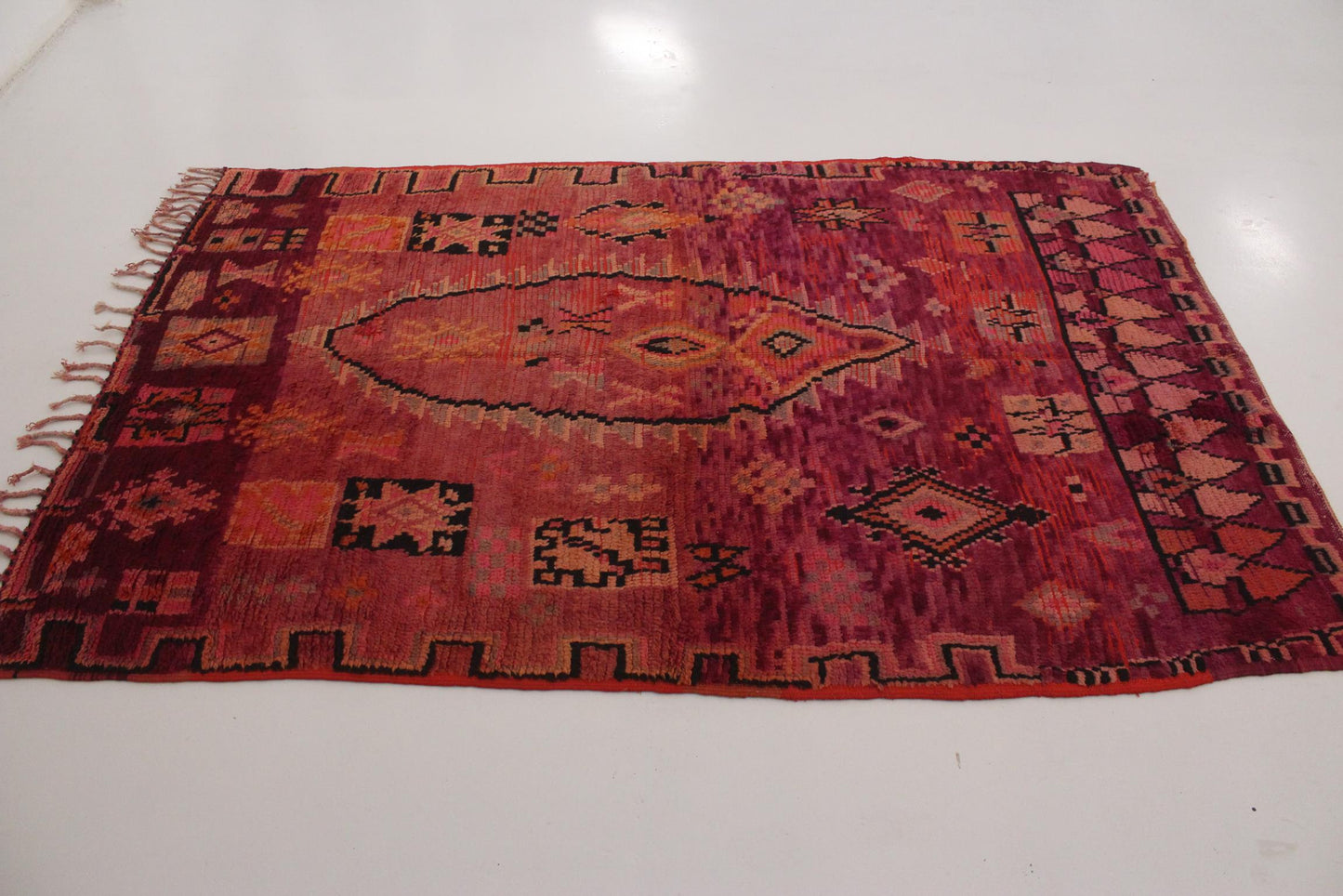Boujad 5.3x8.1feet / 162x247cm