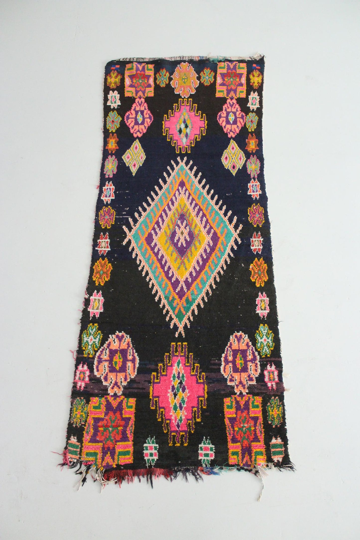 Vintage moroccan runner rug - dark blue, pink - Boucherouite - 2.6-2.9x6.8feet / 80-88x208cm