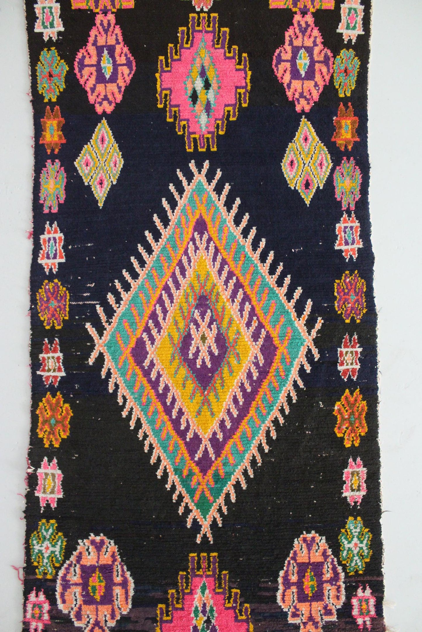 Vintage moroccan runner rug - dark blue, pink - Boucherouite - 2.6-2.9x6.8feet / 80-88x208cm