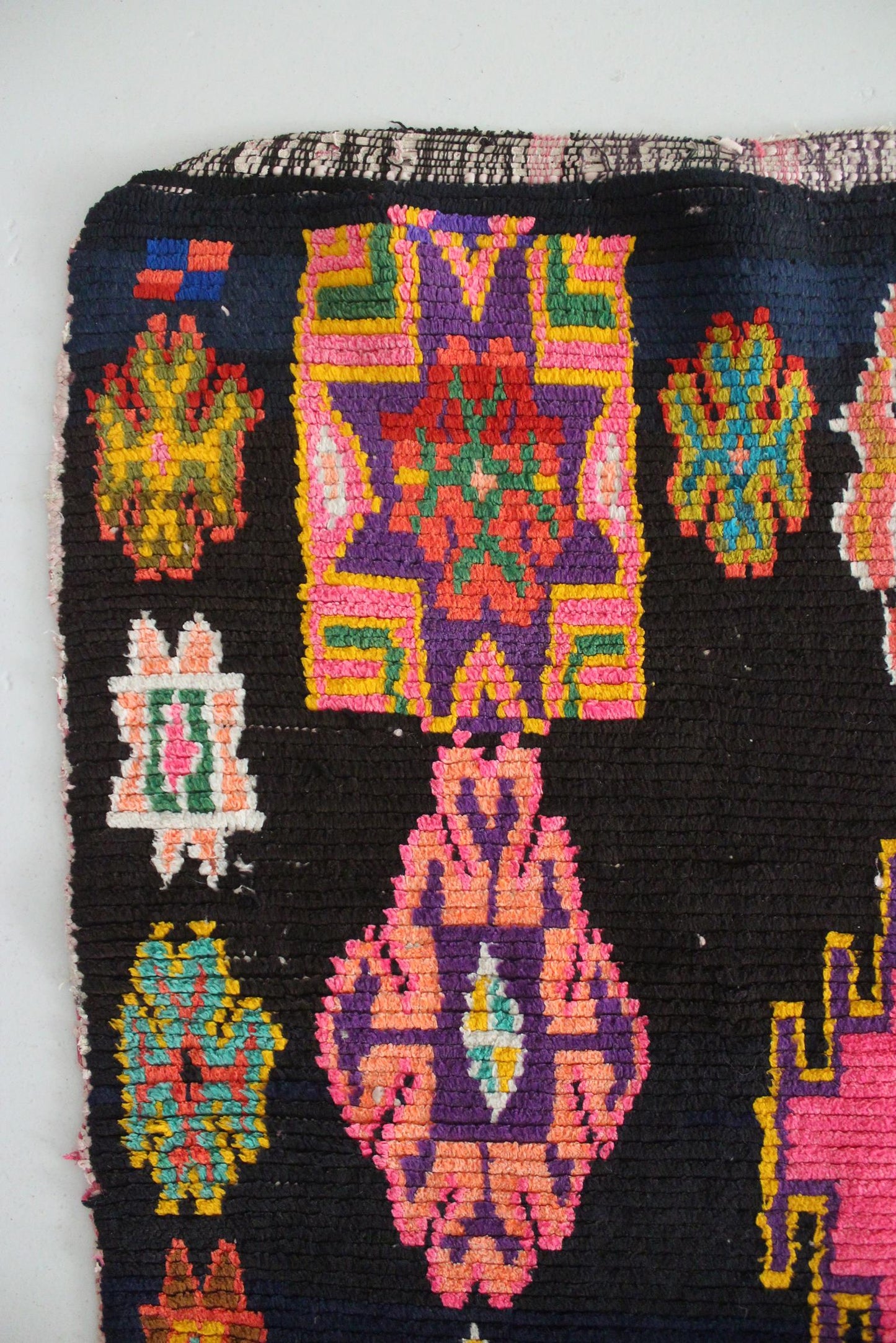 Vintage moroccan runner rug - dark blue, pink - Boucherouite - 2.6-2.9x6.8feet / 80-88x208cm