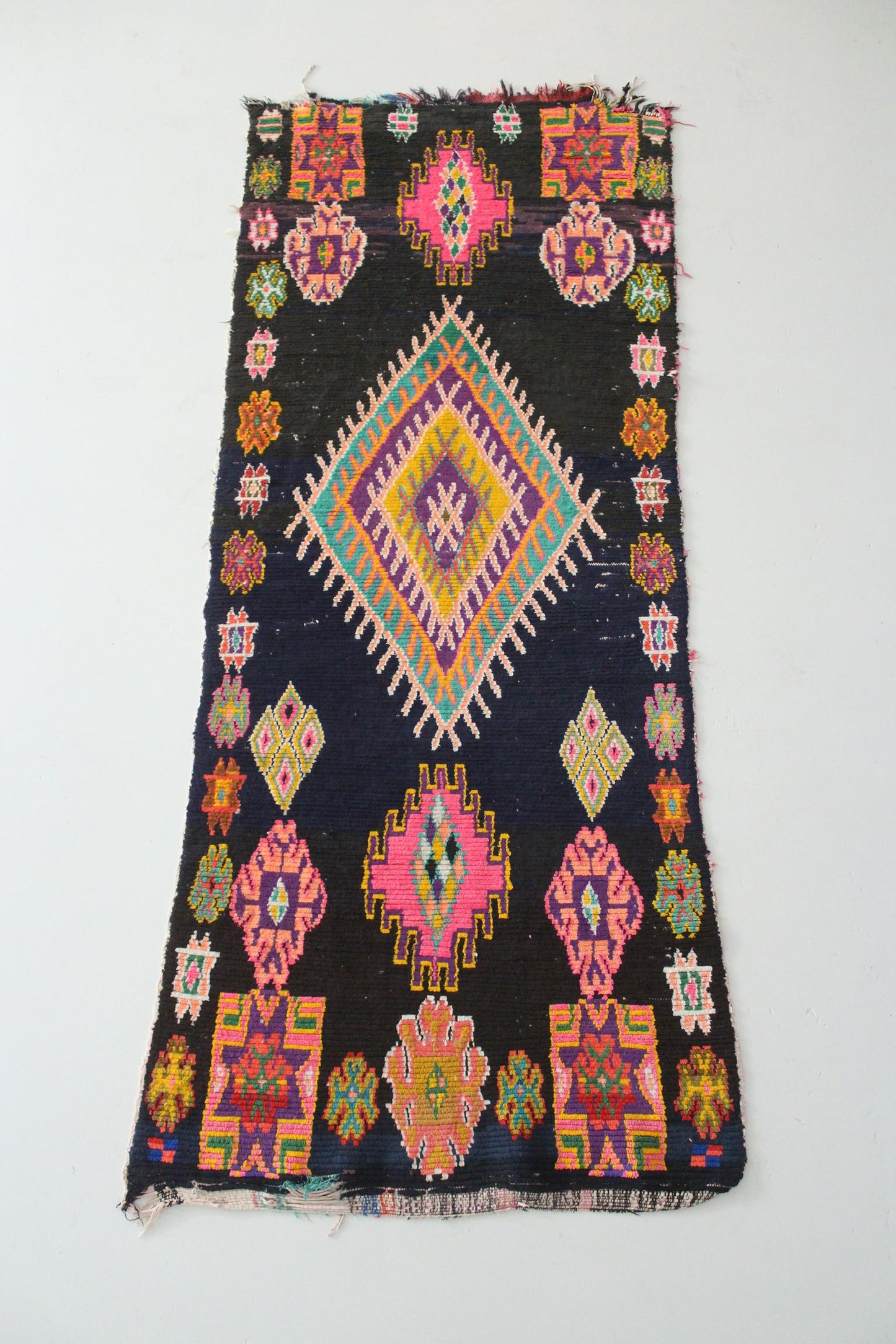 Vintage moroccan runner rug - dark blue, pink - Boucherouite - 2.6-2.9x6.8feet / 80-88x208cm