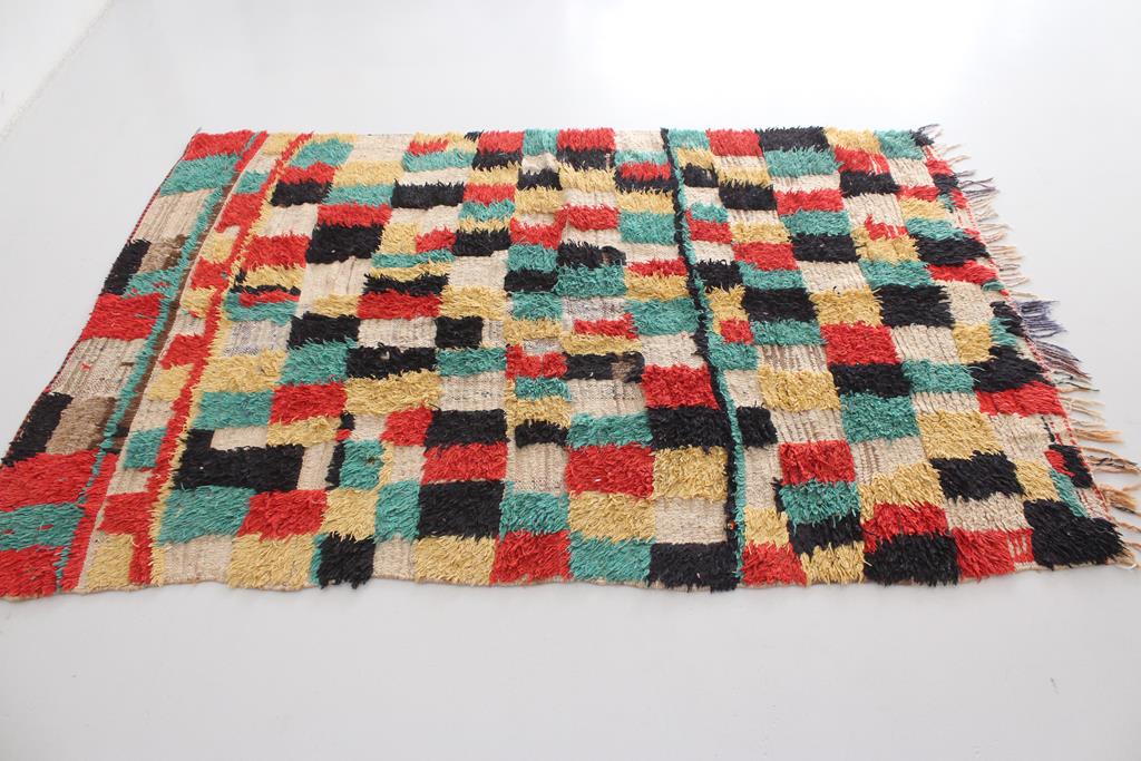 Vintage moroccan rug - checkered in cream, green, black, red, yellow - Azilal - 4.8x7.1feet / 148x217cm