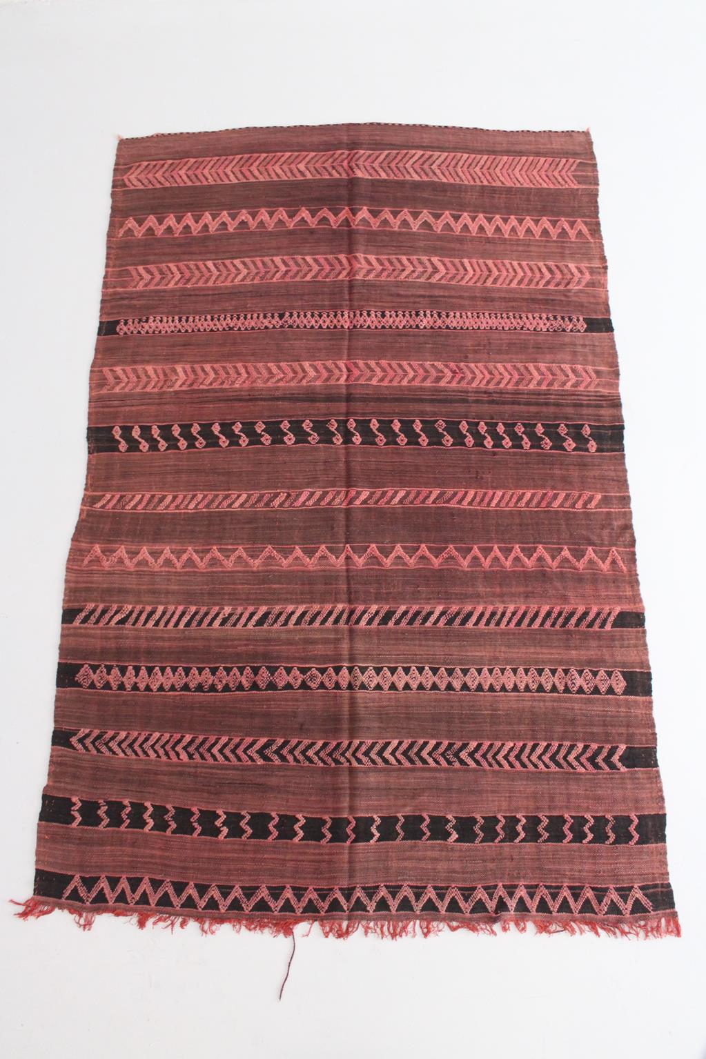 Vintage area moroccan rug - brown, pink - Kilim - 5.4x8.5feet / 165x260cm