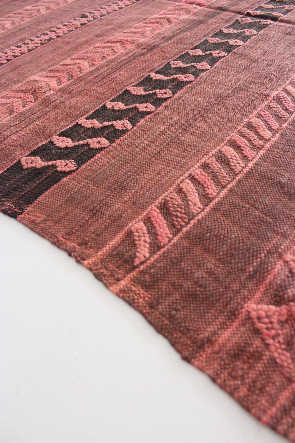Vintage area moroccan rug - brown, pink - Kilim - 5.4x8.5feet / 165x260cm