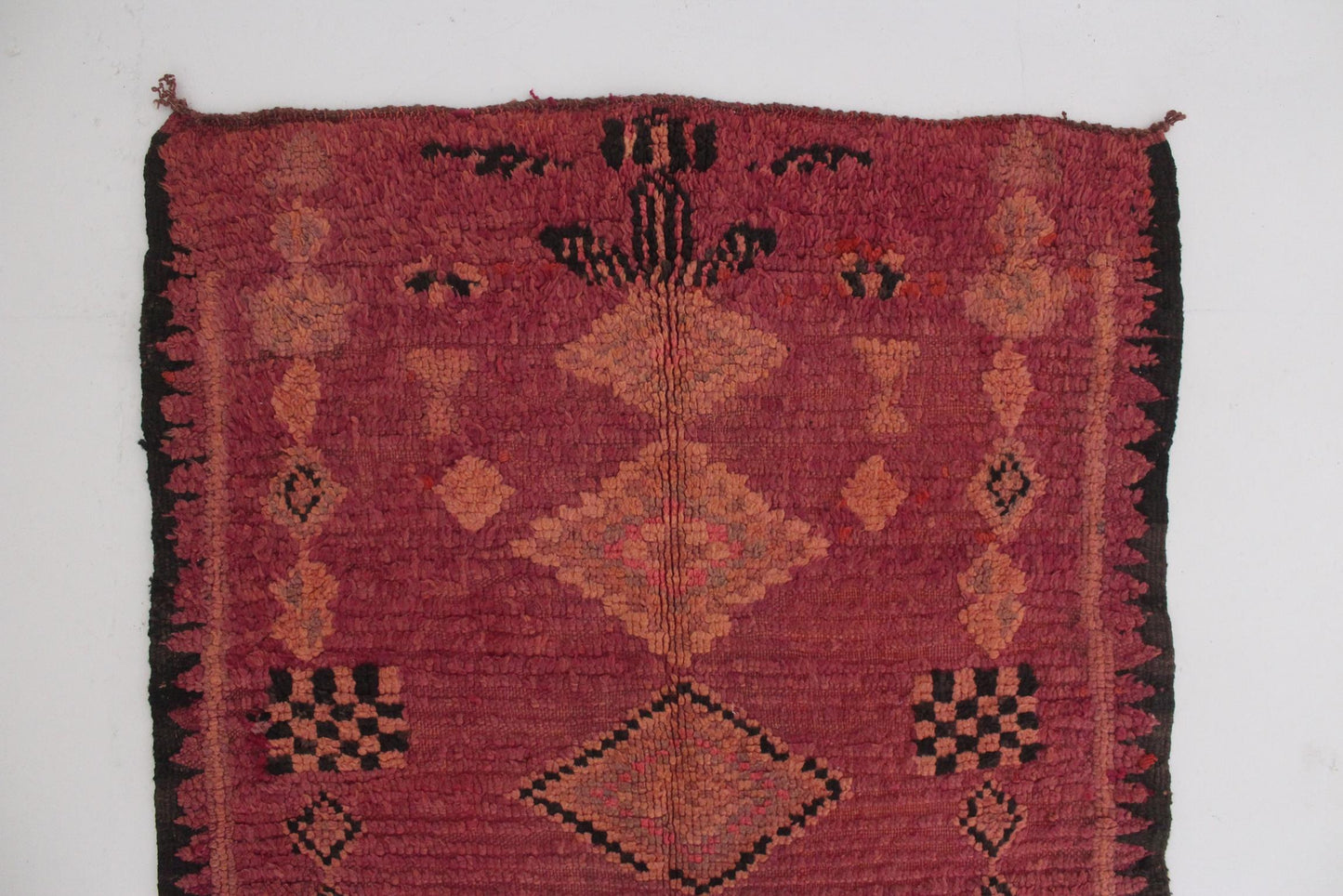 Vintage moroccan runner rug - rasperry - Boujad - 3.4x10.5feet / 105x320cm