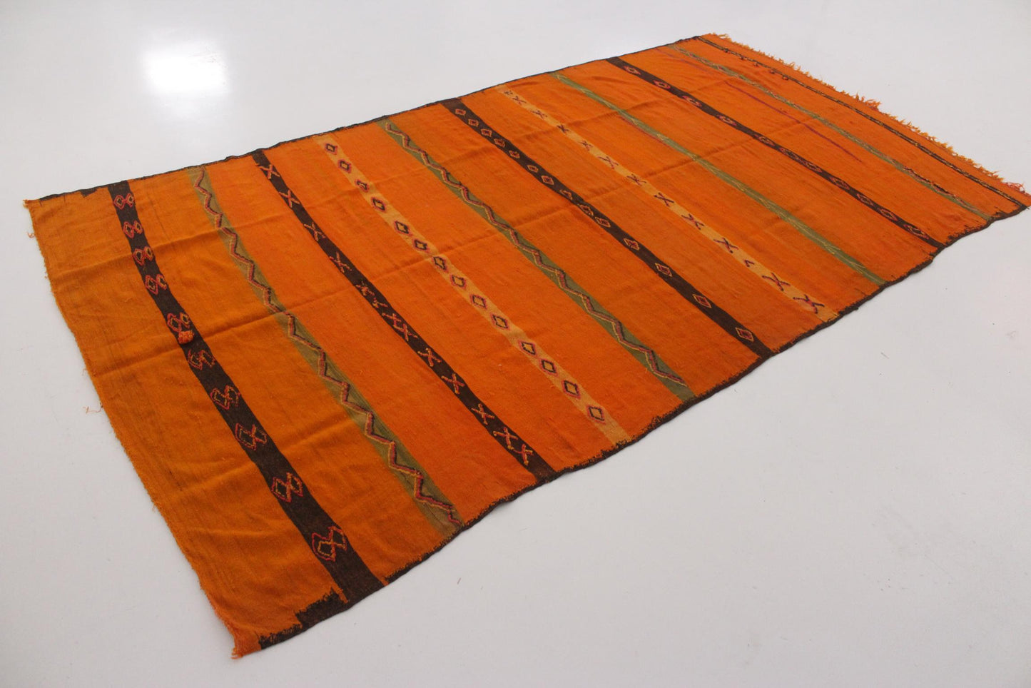 Berber blanket 5.4x10.5feet / 167x320cm