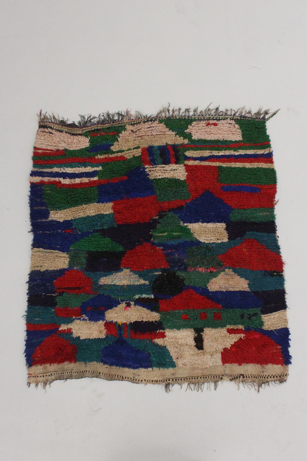 Vintage small moroccan rug - red, blue, green - Ourika - 4x4.4feet / 124x134cm