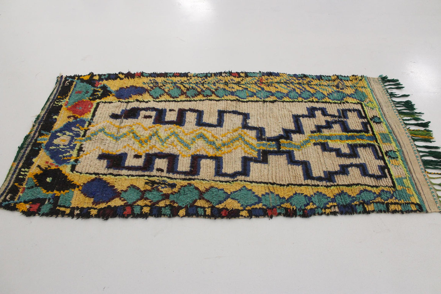 Vintage moroccan rug - beige, blue, green - Azilal - 3.3x6.4feet / 100x197cm
